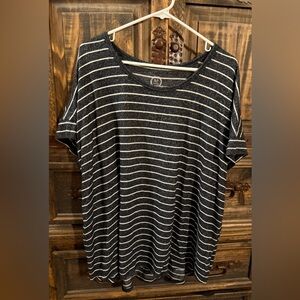 Maurice’s 24/7 tee - plus size - NEW